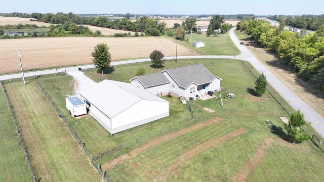 1240 Newton Lane, Oak Grove, KY 42262