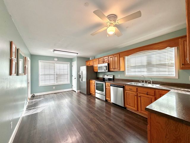 1240 Newton Lane, Oak Grove, KY 42262