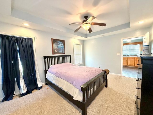 1240 Newton Lane, Oak Grove, KY 42262