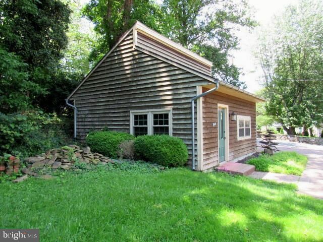 491 WASHINGTON ST, Harpers Ferry, WV 25425