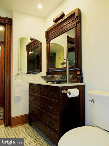 491 WASHINGTON ST, Harpers Ferry, WV 25425