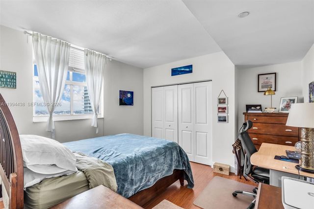 1250 S Miami Ave 3206, Miami, FL 33130