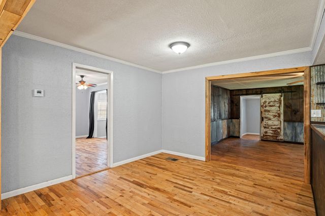 215 Alvin Stuckey Rd., Columbia, MS 39429