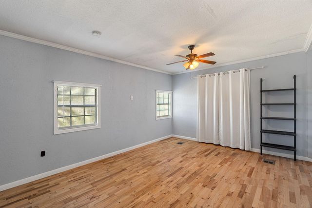 215 Alvin Stuckey Rd., Columbia, MS 39429