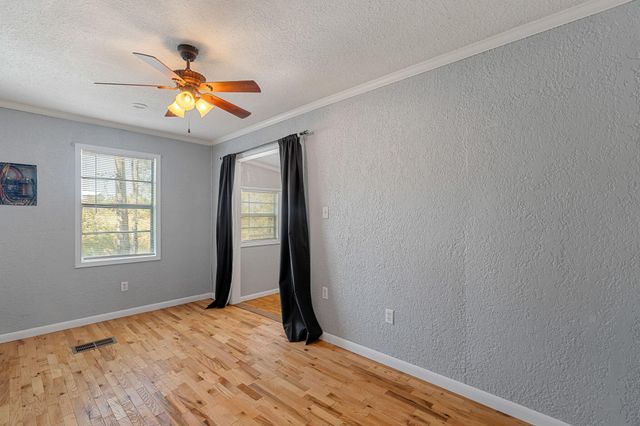 215 Alvin Stuckey Rd., Columbia, MS 39429