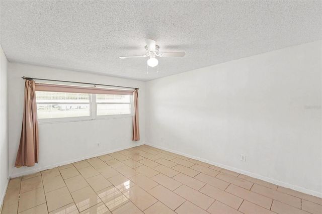 3850 13TH AVENUE N 106, St Petersburg, FL 33713