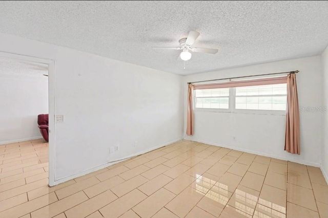 3850 13TH AVENUE N 106, St Petersburg, FL 33713