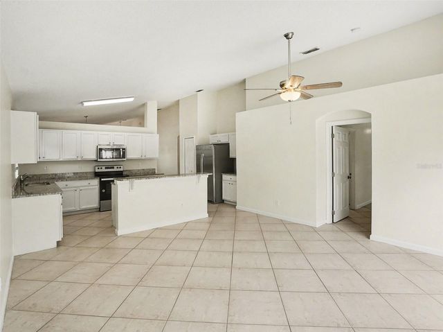 16041 BAY VISTA DRIVE, Clermont, FL 34714