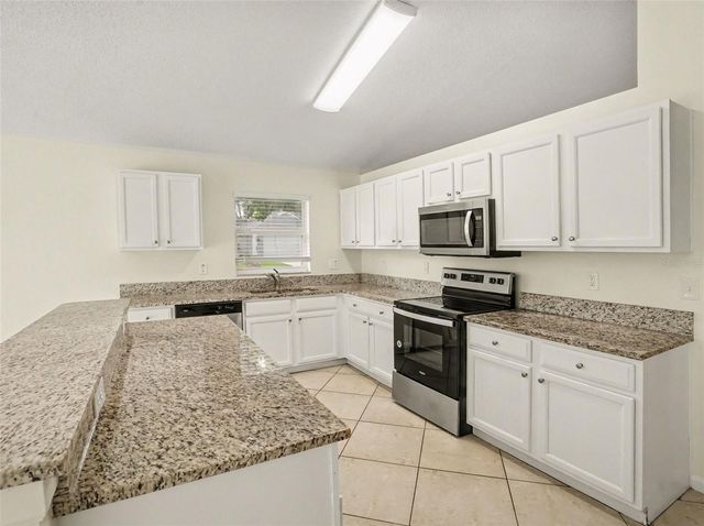 16041 BAY VISTA DRIVE, Clermont, FL 34714