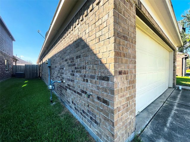 8135 Quiet Prairie Trail, Houston, TX 77049