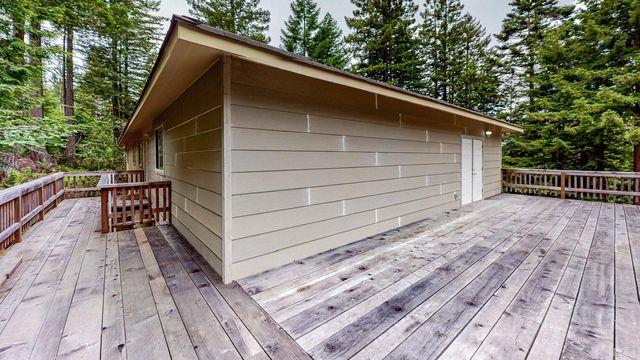 4612 Greenwood Heights Drive, Kneeland, CA 95549