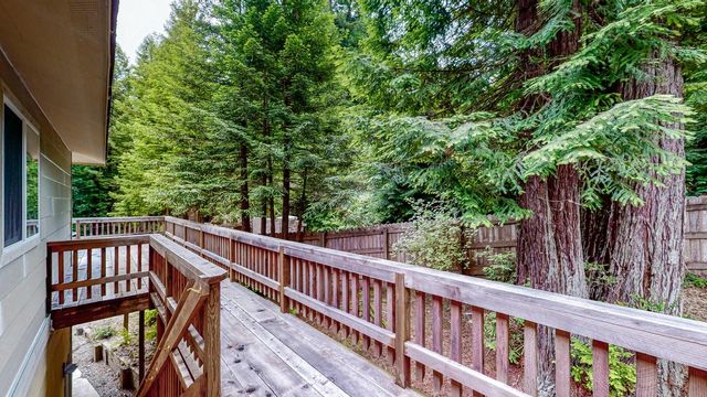 4612 Greenwood Heights Drive, Kneeland, CA 95549