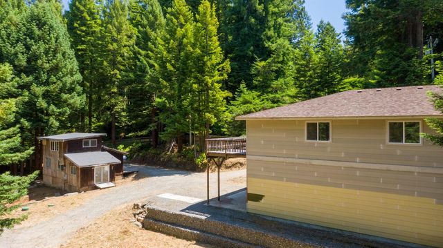 4612 Greenwood Heights Drive, Kneeland, CA 95549