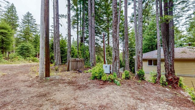 4612 Greenwood Heights Drive, Kneeland, CA 95549