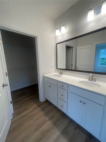 51 Halsey Street, Central, SC 29630