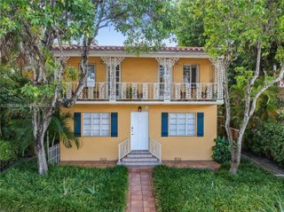 23 Majorca Avenue, Coral Gables, FL 33134