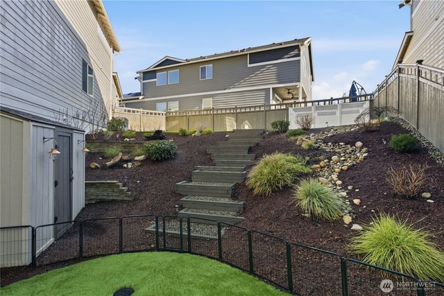 23655 Tahoma Place, Black Diamond, WA 98010