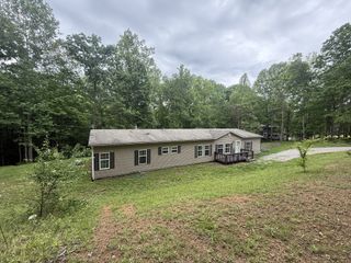 1076 Skyline Dr, Kingston Springs, TN 37082