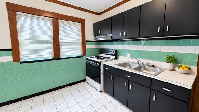51 Dearborn St 1, Medford, MA 02155