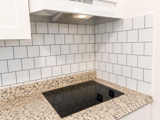 4912 VAN BUREN Street Efficiency, Hollywood, FL 33021