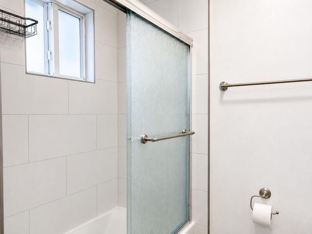 4912 VAN BUREN Street Efficiency, Hollywood, FL 33021