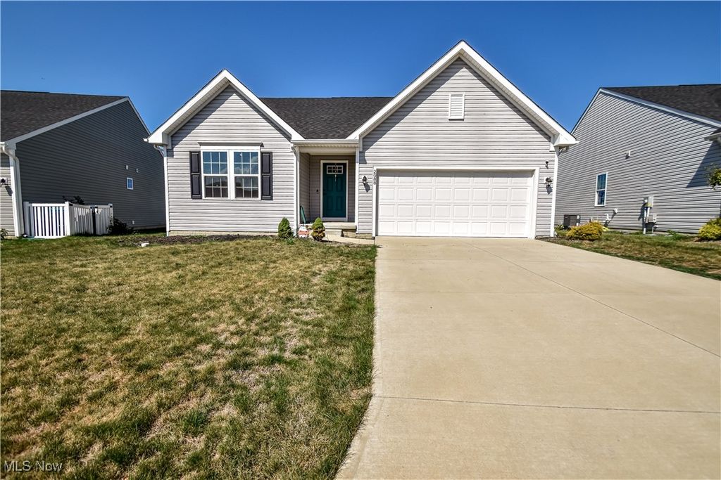 2088 Canterbury Drive, Willoughby, OH 44094