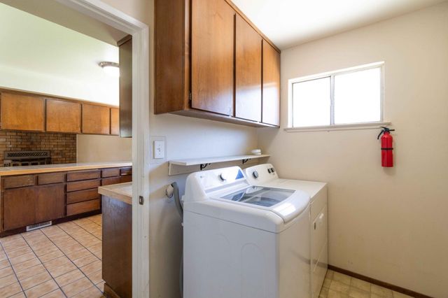 2694 King Edward Dr, El Dorado Hills, CA 95762