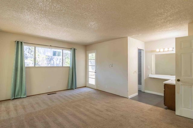 2694 King Edward Dr, El Dorado Hills, CA 95762