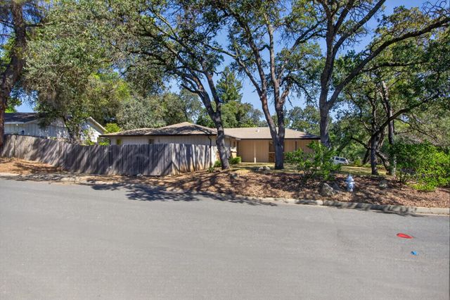 2694 King Edward Dr, El Dorado Hills, CA 95762
