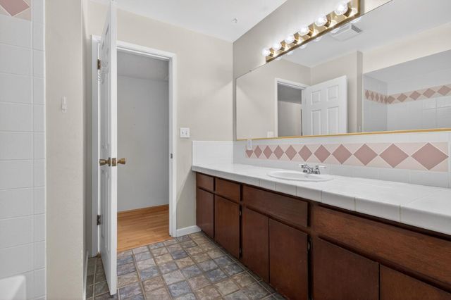 2694 King Edward Dr, El Dorado Hills, CA 95762