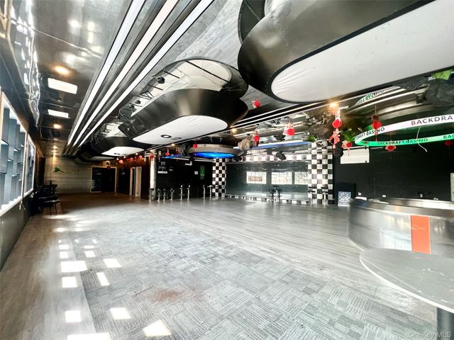 40-33 Main Street 2FL, Flushing, NY 11354