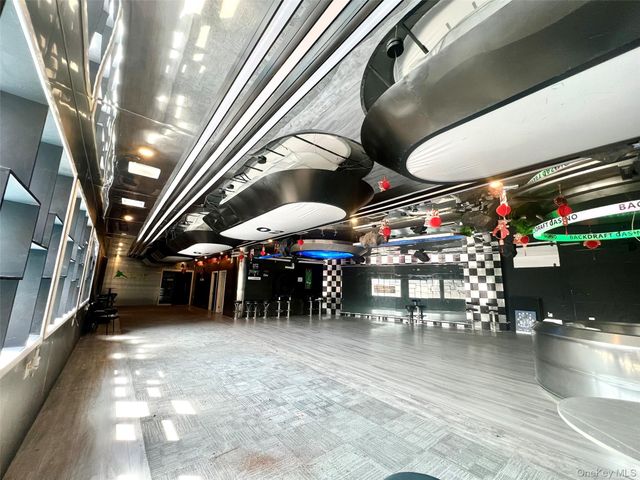 40-33 Main Street 2FL, Flushing, NY 11354