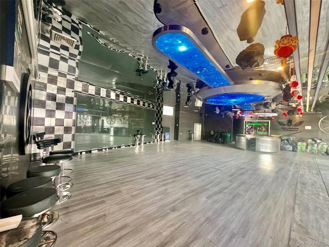 40-33 Main Street 2FL, Flushing, NY 11354