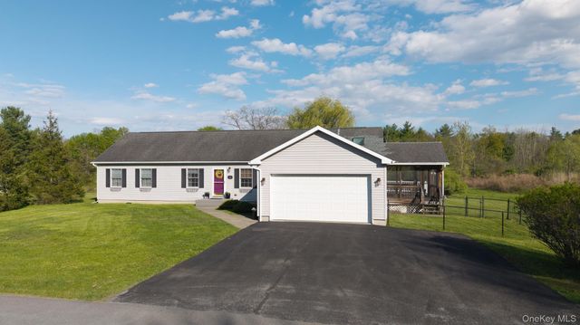 25 Spada Drive, Saugerties, NY 12477