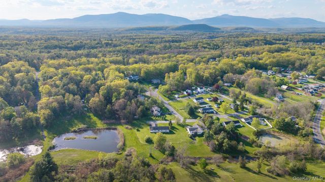 25 Spada Drive, Saugerties, NY 12477