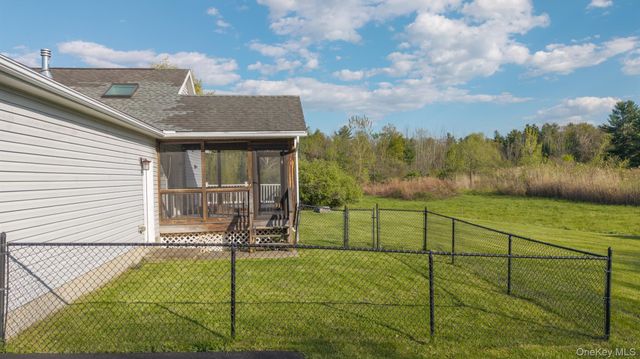25 Spada Drive, Saugerties, NY 12477