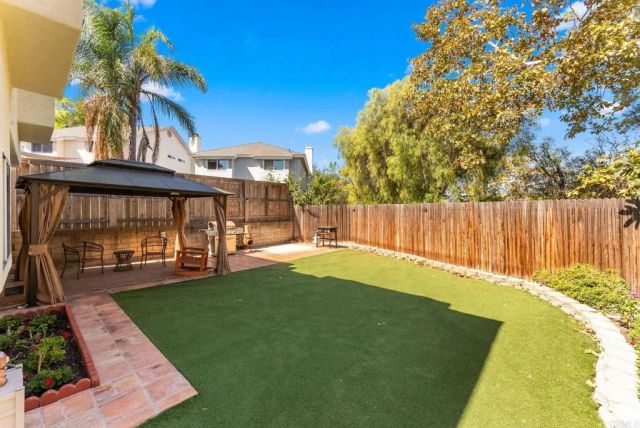 2382 Maravilla Way, Oceanside, CA 92056