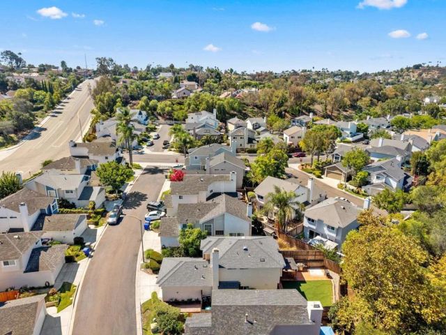 2382 Maravilla Way, Oceanside, CA 92056