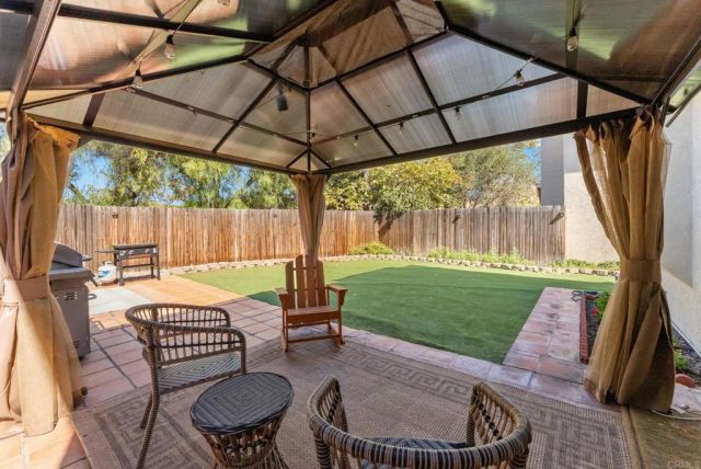 2382 Maravilla Way, Oceanside, CA 92056