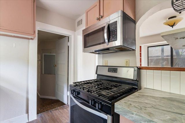 704 Franklin BLVD, Austin, TX 78751