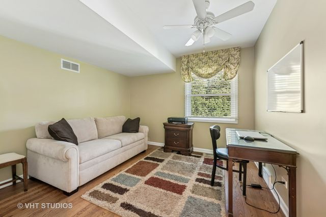 1119 Hampton Court, Deerfield, IL 60015
