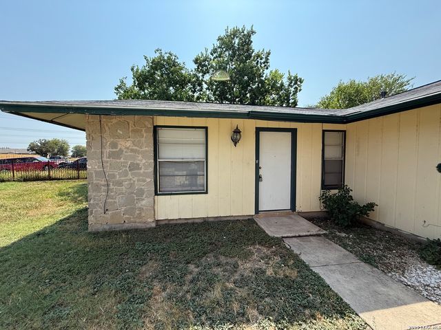 7236 Montgomery, San Antonio, TX 78239