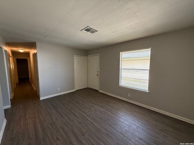 7236 Montgomery, San Antonio, TX 78239