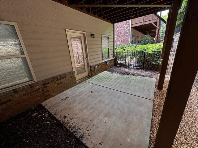 1922 Townsend Court 7, Atlanta, GA 30329