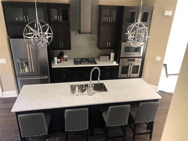1922 Townsend Court 7, Atlanta, GA 30329