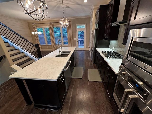 1922 Townsend Court 7, Atlanta, GA 30329
