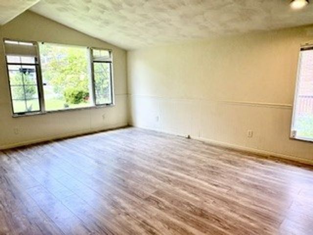 216 Carmella DRIVE, White Oak, PA 15131