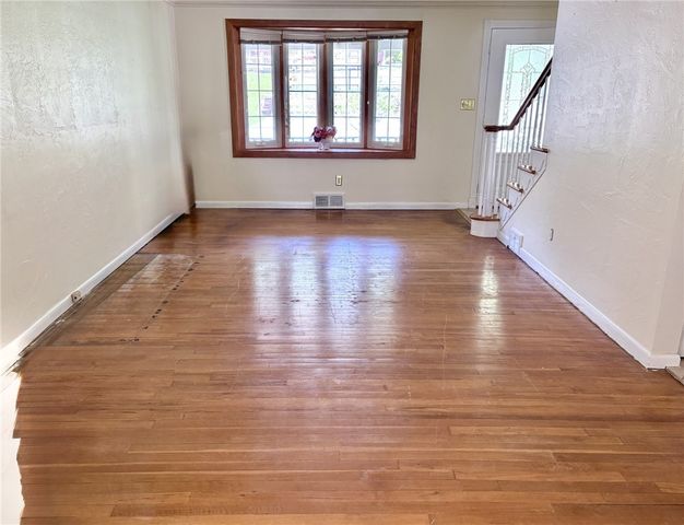 216 Carmella DRIVE, White Oak, PA 15131