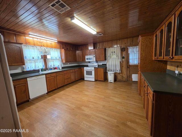 515 N Dupre Street, Ville Platte, LA 70586