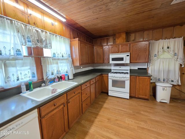 515 N Dupre Street, Ville Platte, LA 70586